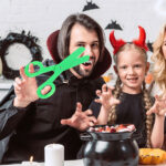 Warmhm Oversized Scissor Prop for Halloween And Costume Parties Funny Giant Clown Scissors Prop for Kids' Pretend Play And Cosplay - Image 4